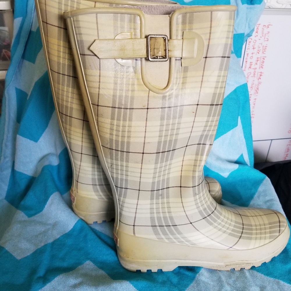 Sperry Rainboots!